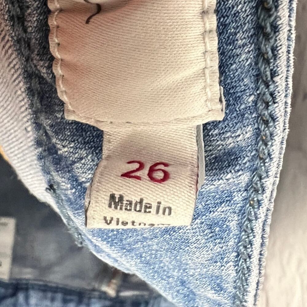 Torrid Womens 26‎ Y2K Coastal Minimalist Staple Outdoors Boyfriend Crop Jeans - Picture 6 of 13